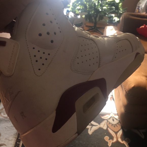 Maroon 6’s - Picture 3 of 6